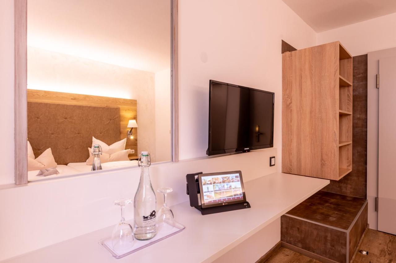 Zur Post Kuemmersbruck Hotel & Tiny Houses المظهر الخارجي الصورة