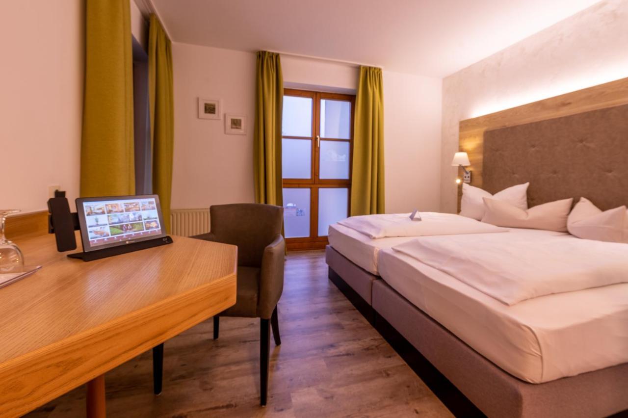 Zur Post Kuemmersbruck Hotel & Tiny Houses المظهر الخارجي الصورة